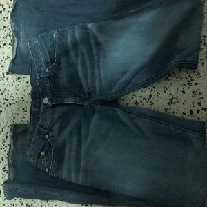 Rock & Republic Roth rthhl Mid Rise Flare Jean